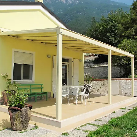 Casa Lorenzi 401s Holiday home Malcesine